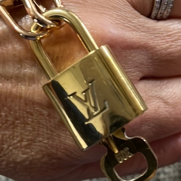 COA Authentic Louis Vuitton Lock &amp; Key Necklace available in different #’s L - Picture 10 of 16